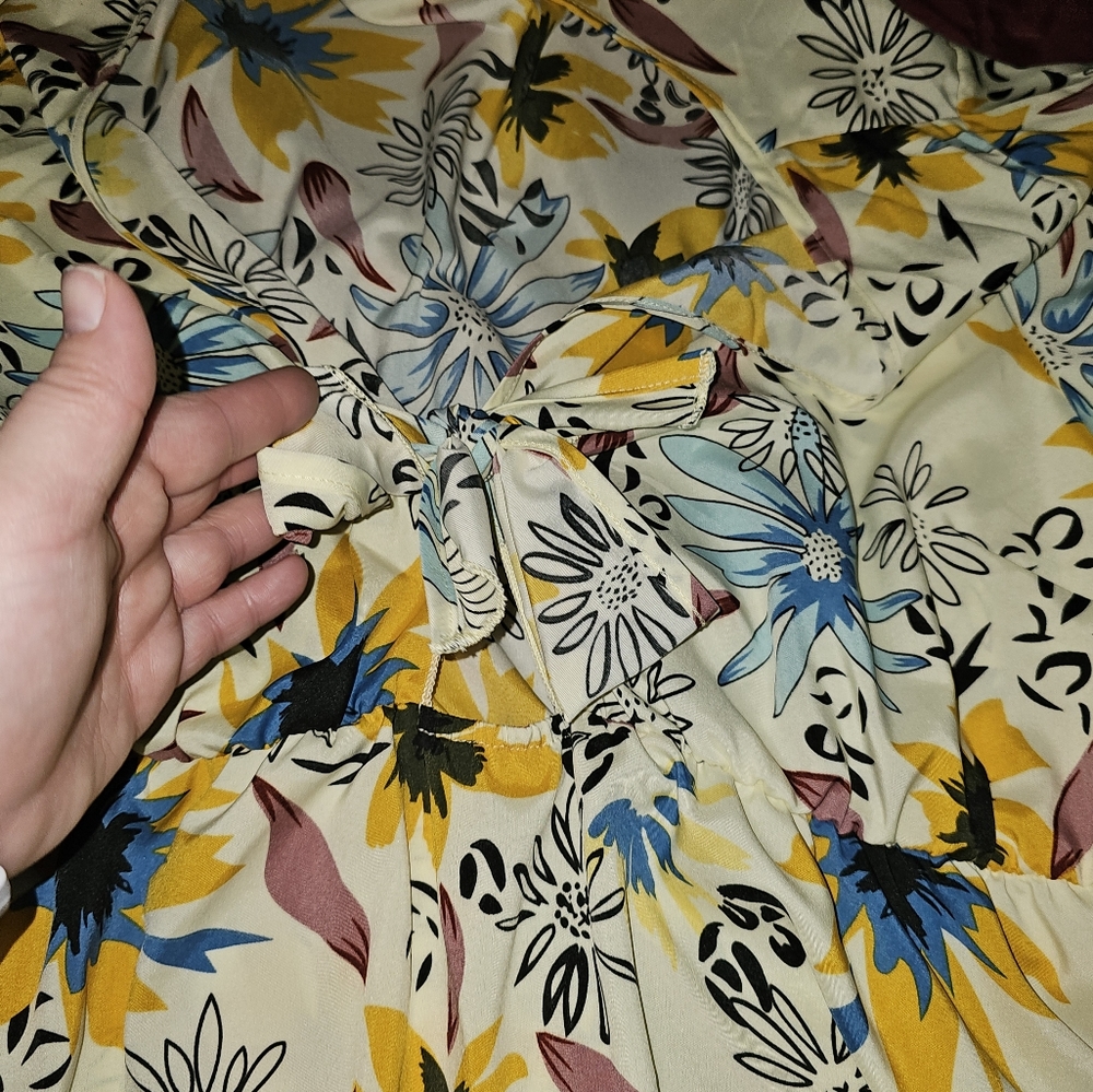4 pieces - Picture 4 of 5